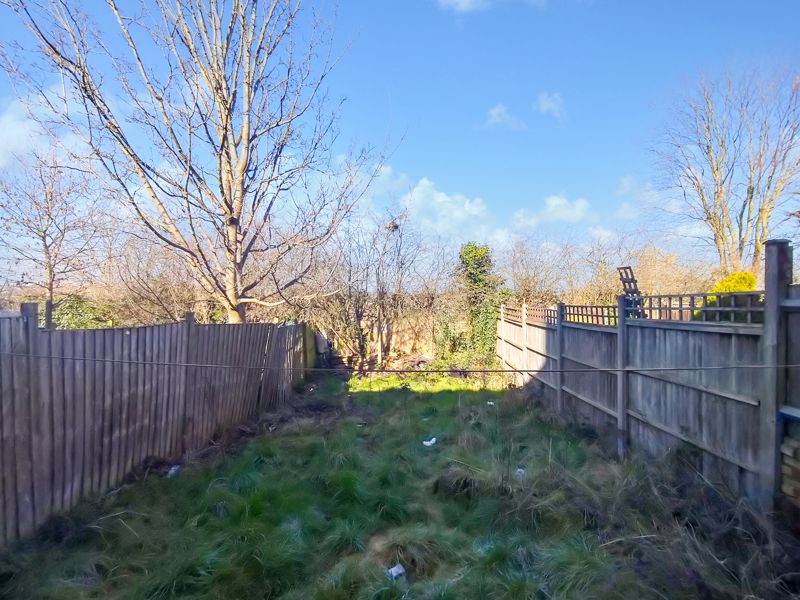 Photo 16- click for photo gallery